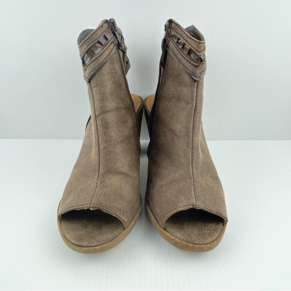 Maurices Block Heeled Shoes Glenda Sz 8.5M Zipper Side - Picture 2 of 12